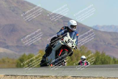 media/Mar-21-2025-CVMA Friday Practice (Fri) [[30cd4fe323]]/5-Racer 4/Session 3 Turn 9 Entry/